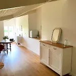 D'hotes~chateau Austerlitz Bed & Breakfast 3*
