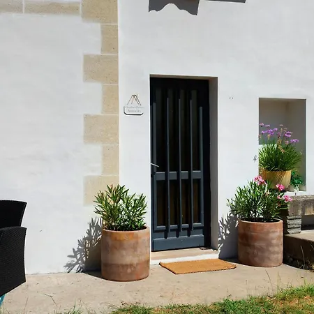 D'hotes~chateau Austerlitz לינה וארוחת בוקר