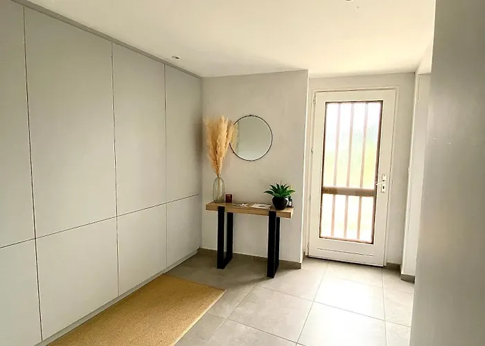 D'hotes~chateau Austerlitz 3* Либурн